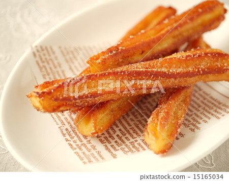 Cinnamon sugar tulos (horizontal position) Cinnamon sugar tulos (horizontal position) 15165034