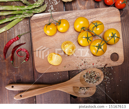 vegetables and spices vegetables and spices 15167613