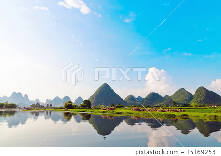 Li river in Yangshuo Li river in Yangshuo 15169253