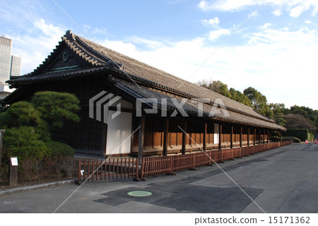 Edo castle hundred people 15171362
