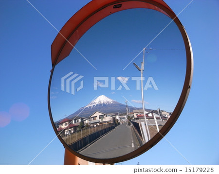 If you look up Mt. Fuji 15179228