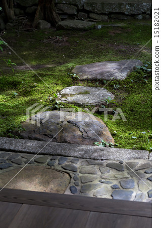 Fresh green of lotus temple 15182021