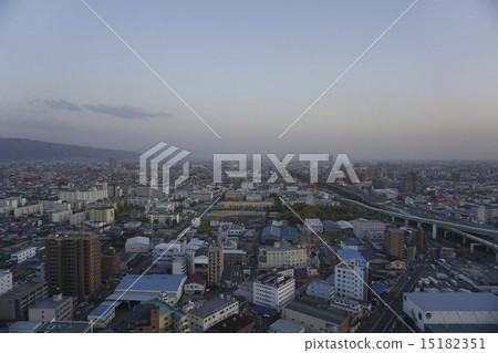 Higashiosaka city 15182351
