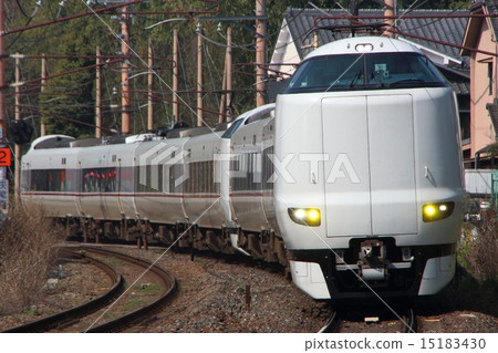 agan峨野線的特快木崎崎+特快舞鶴（287系列火車） 15183430