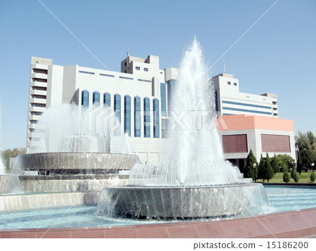 Tashkent fountains of Yunusabad 2007 15186200