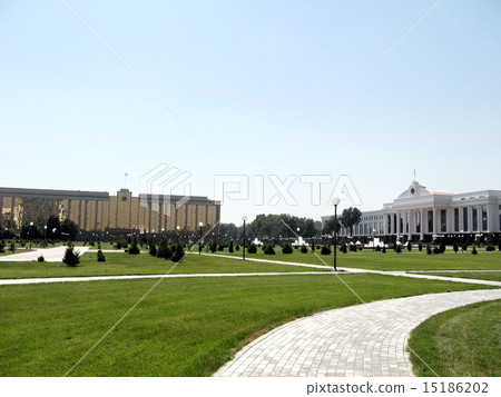 Tashkent Independence Square 2007 15186202