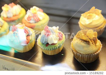 colorful cupcakes 15189282