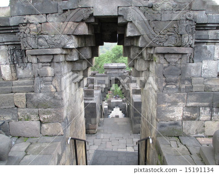 Photo of the world heritage Borobudur ruins of Yogyakarta, Indonesia Photo of the world heritage Borobudur ruins of Yogyakarta, Indonesia 15191134