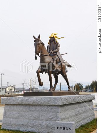 Kenshin Uesugi statue of Hokuriku Shinkansen Joetsu Myoko Station 15193354