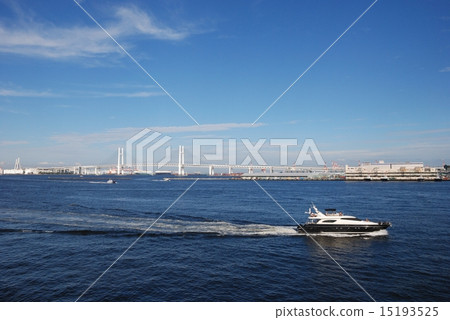 Yokohama Bay Bridge and Ship Yokohama Bay Bridge and Ship 15193525