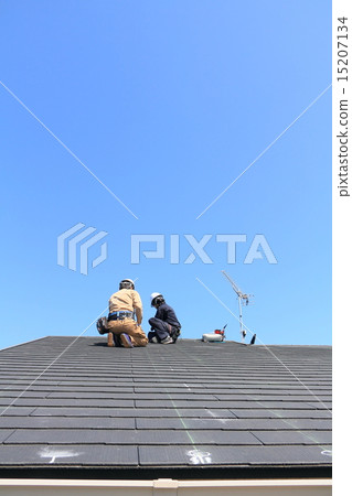 安裝太陽能電池板安裝太陽能電池板 15207134