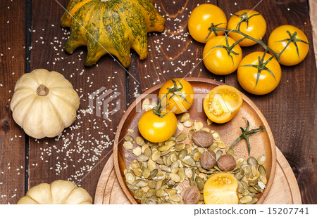 vegetables and spices vegetables and spices 15207741