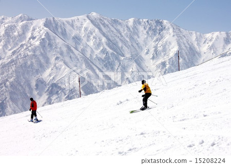 從Hakuba-mura滑雪勝地需要的晴天的Shinju Nagano北阿爾卑斯山 從Hakuba-mura滑雪勝地需要的晴天的Shinju Nagano北阿爾卑斯山 15208224