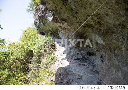 Mountain path of the best competition peak 15210819