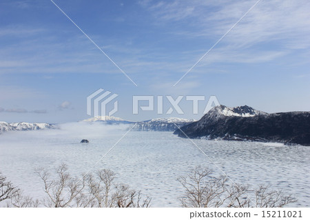 冰凍的摩週湖 冰凍的摩週湖 15211021