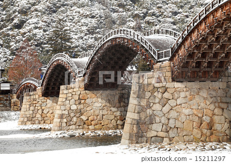 Snow Kintai Bridge 15211297