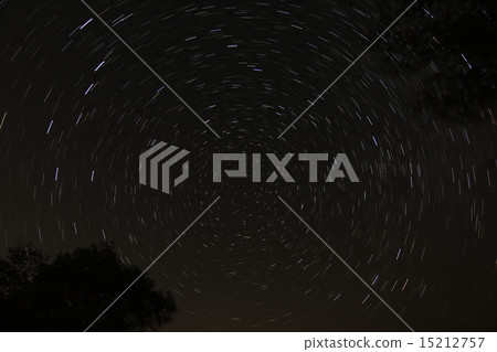 北方的天空之星 15212757