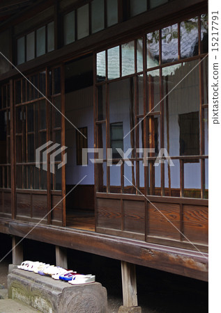 building  building  15217791