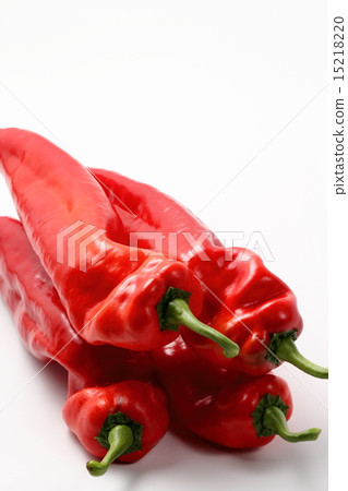Jumbo red pepper 15218220
