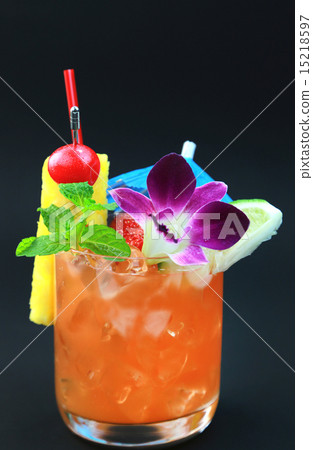 熱帶雞尾酒 15218597