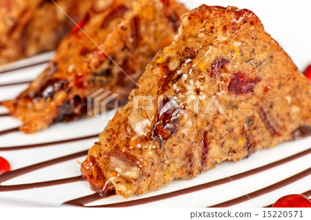 Fruit bread 15220571