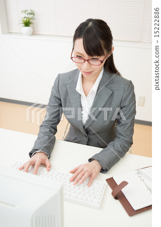 辦公室女士 辦公室女士 15222886