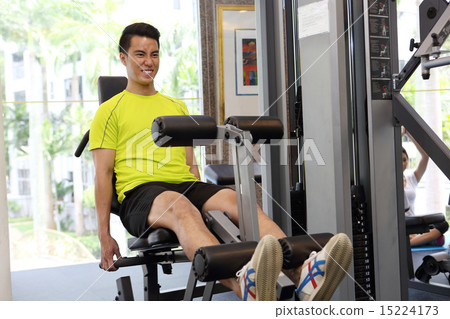 Asian men training at the sports gym 15224173
