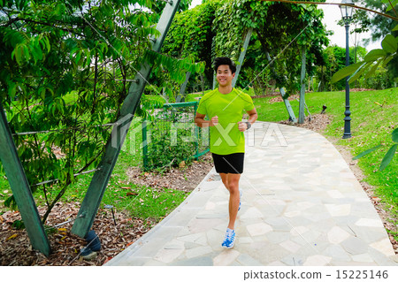Guy working out in the park Guy working out in the park 15225146