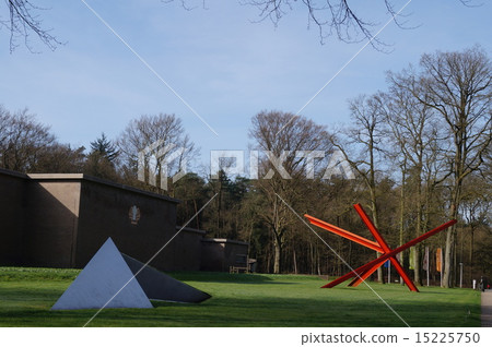 Clerre Mueller Museum 15225750