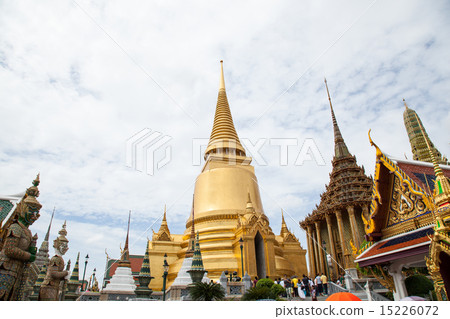 Wat Phra Kaew. Wat Phra Kaew. 15226072