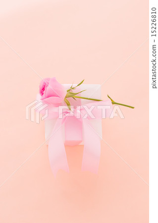 Gifts and Roses Gifts and Roses 15226810