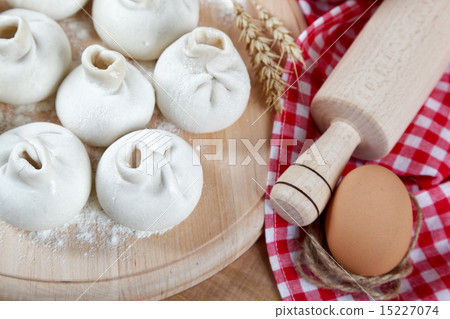 Baking ingredients for cooking manti dumplings. 15227074