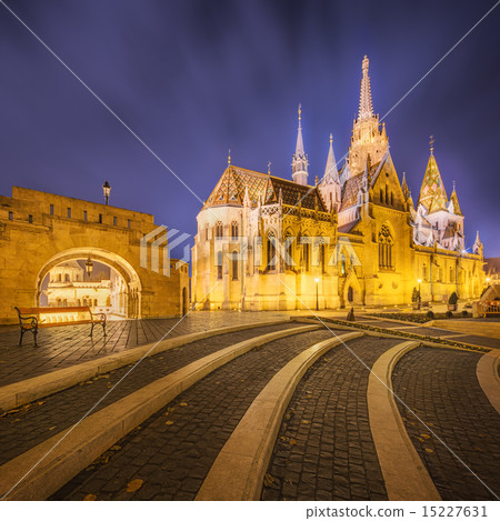 Fishermen's bastion in Budapest, Hungary 15227631