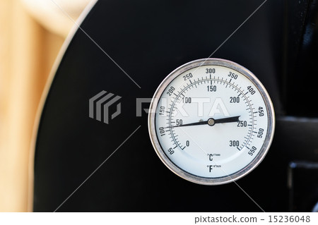 Circle thermometer, temperature Circle thermometer, temperature 15236048