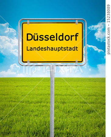 city sign of Duesseldorf 15238089