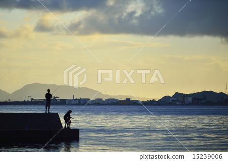 Port of the evening Fisherman 15239006