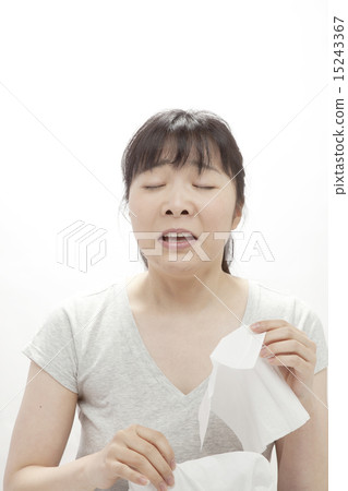 患有花粉症的女人 15243367