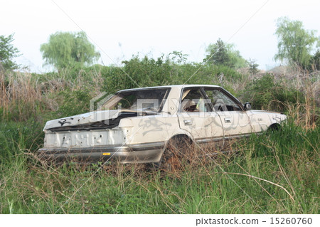 被遺棄的車輛 被遺棄的車輛 15260760