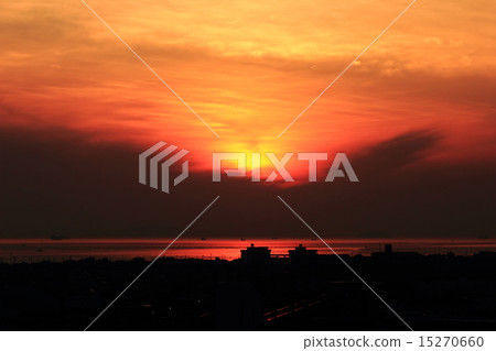 Sunset sunk in Harima-Nada in Setouchi and sunset glowing up 15270660