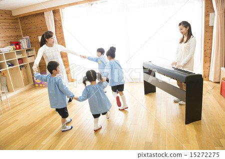 Kindergarten 15272275