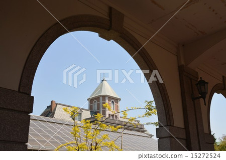 Western style garden 15272524