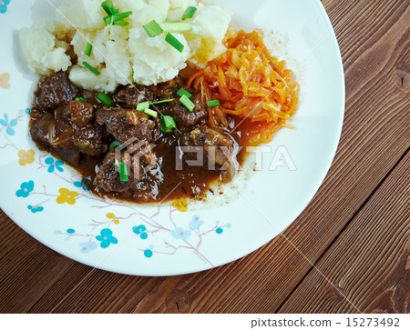 Reindeer stew 15273492