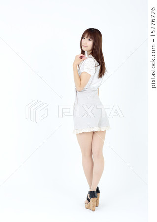 Young lady fashion 15276726