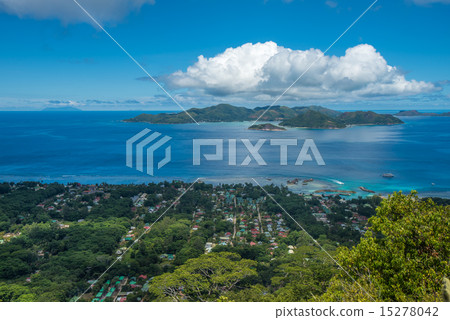 Panorama of La Digue island  15278042