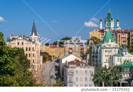 Andriyivskyy Descent. Kiev, Ukraine 15279302