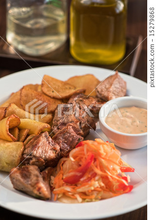 Grilled pork 15279868