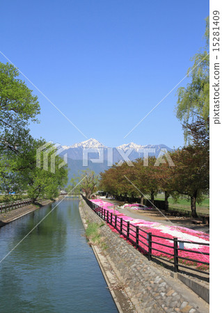 A view of Koganzaki from Spring / Akagaya dam of Azumino area A view of Koganzaki from Spring / Akagaya dam of Azumino area 15281409