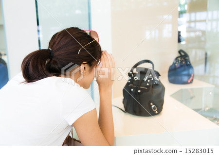 Women shopping in Singapore mall Women shopping in Singapore mall 15283015