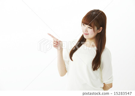 A woman pointing her finger 15283547