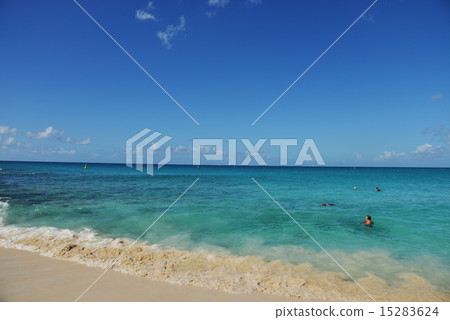 St. Martin Maho Beach 15283624